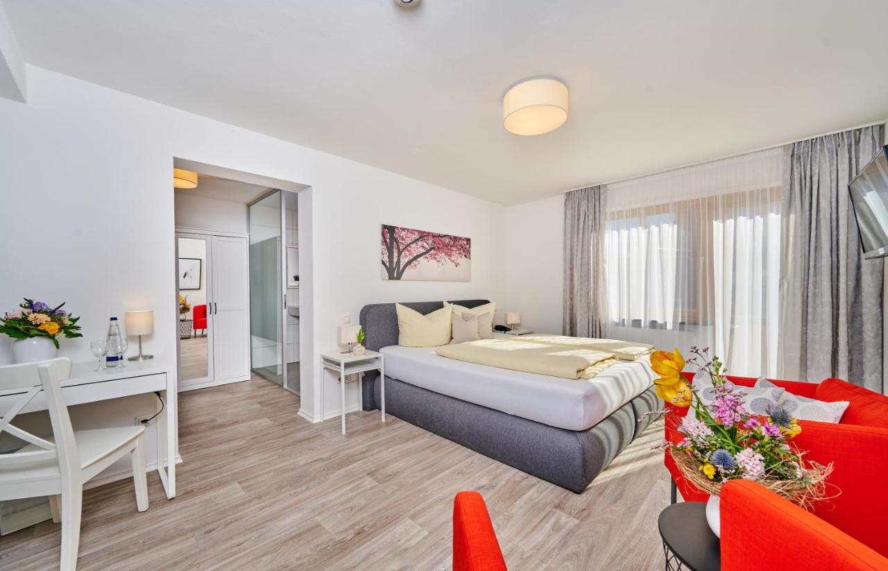 Hotel Restaurant Zum Goldenen Anker Mit Hallenbad & Wellnessbereich Windorf  외부 사진