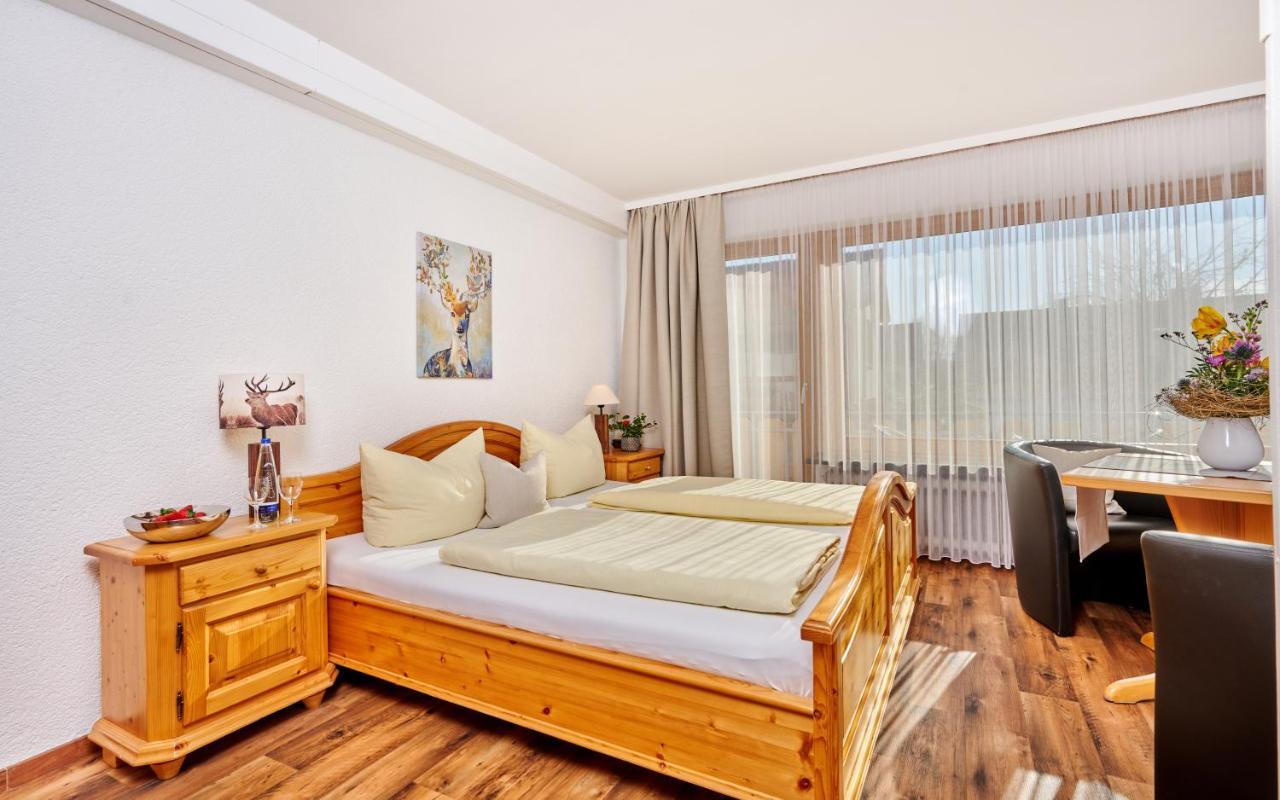Hotel Restaurant Zum Goldenen Anker Mit Hallenbad & Wellnessbereich Windorf  외부 사진